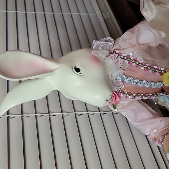 Decorative ornate Rabbit CYNTHIA ROWLEY - Picture 2 of 5